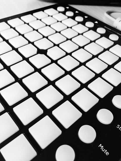 The 8 Best Turntables Under $500 for 2021